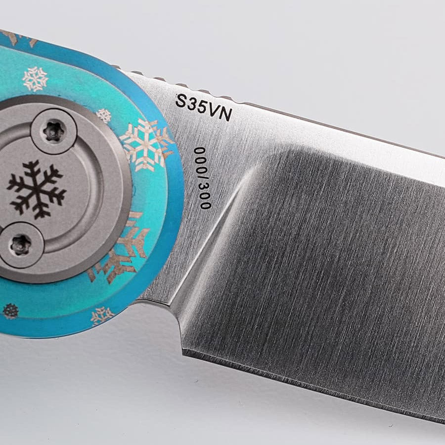 vosteed-corgi-v-christmas-limited-edition-knife-2025